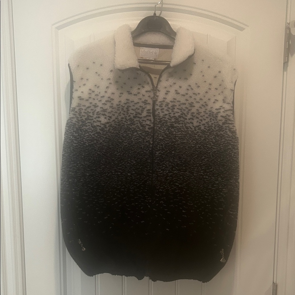 Women's Black and White Vest